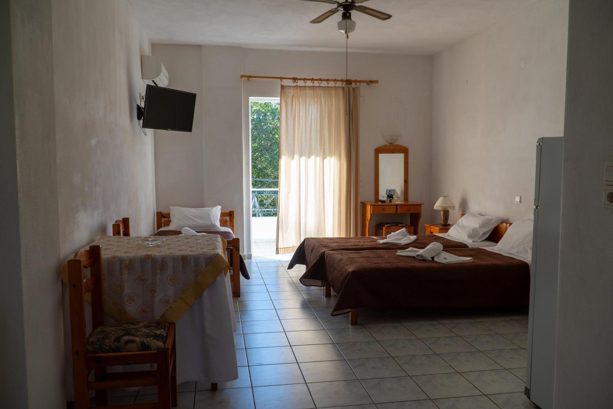 Pagona Hotel Loutra Edipsou  Exterior photo