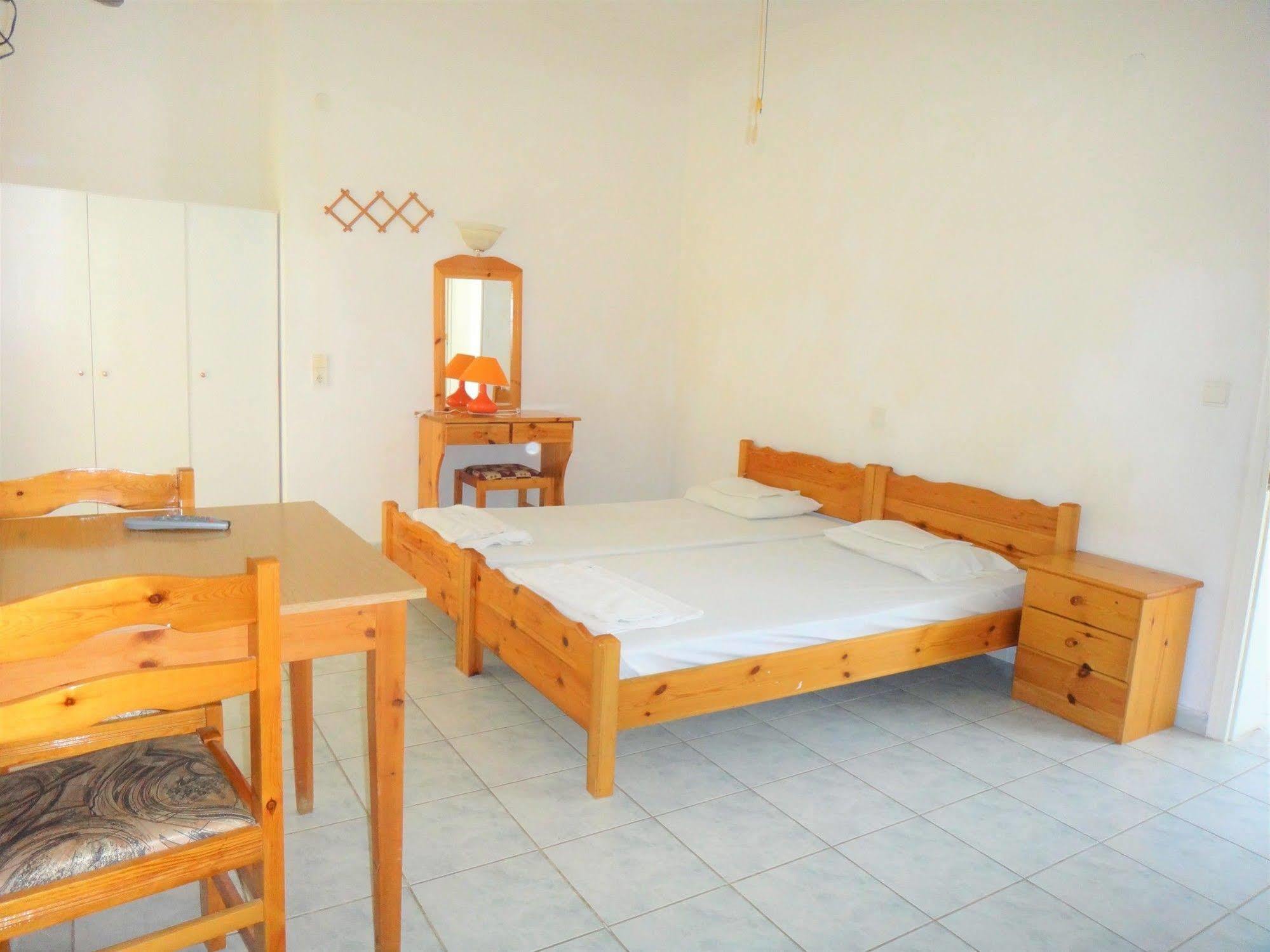 Pagona Hotel Loutra Edipsou  Exterior photo